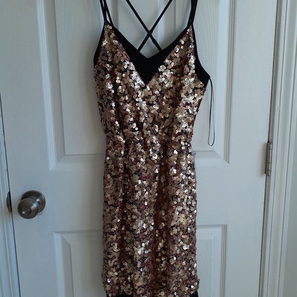 NEW Adelyn Rae Leila Sequin Strappy Back Dress Size S - Picture 11 of 15
